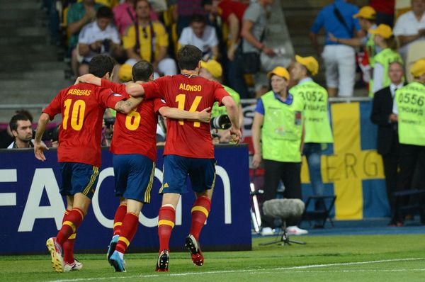  尤文主场逆转胜罗马，基耶利尼头球建功  