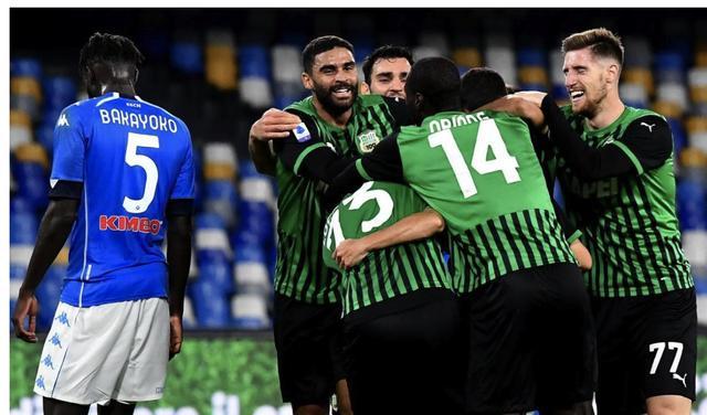  那不勒斯火力全开，南方劲旅客场大捷剑指联赛冠军